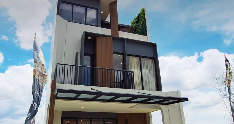 Rumah Trend masa kini Jakarta Barat , 3 lantai, Bonus EV Charging, Kamar utama lega, Cluster Mewah di Jakarta Barat – ARIA PURI