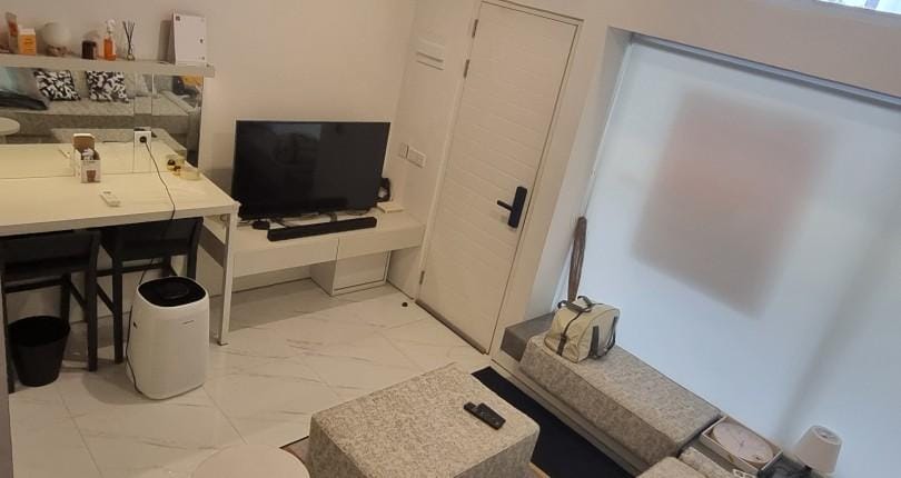 Rumah Full Furnished Smart Door Lock Tabebuya di BSD