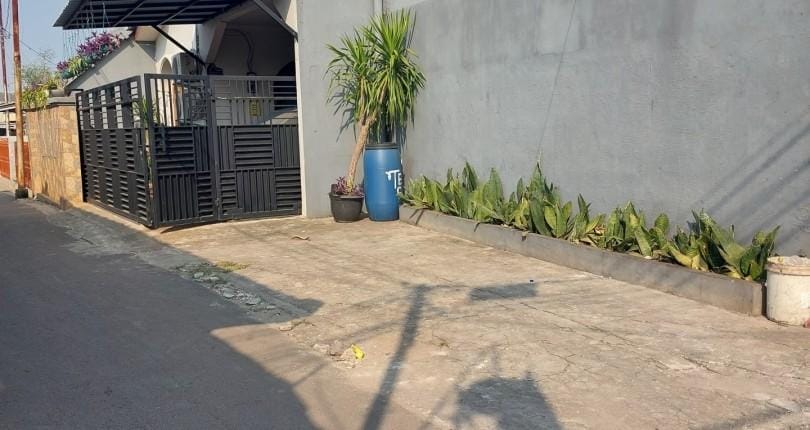 Rumah Mewah Strategis di Pulogebang Jakarta Timur