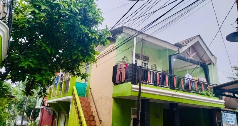 Dijual Rumah Secondary di Binong Curug Tangerang – Lokasi Strategis, Harga Terjangkau!