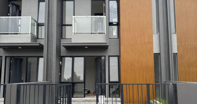 Rumah Baru Bekasi Grand Residence City Bekasi New Senopati 2 lantai